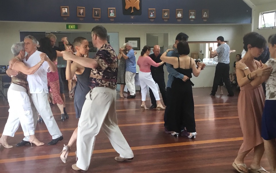 Toca Tango Practilonga